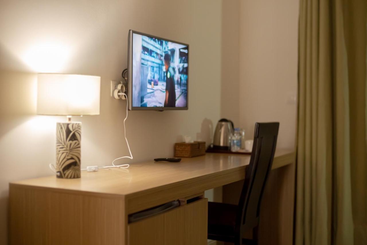 Robert'S Hotel Abidjan Ngoại thất bức ảnh
