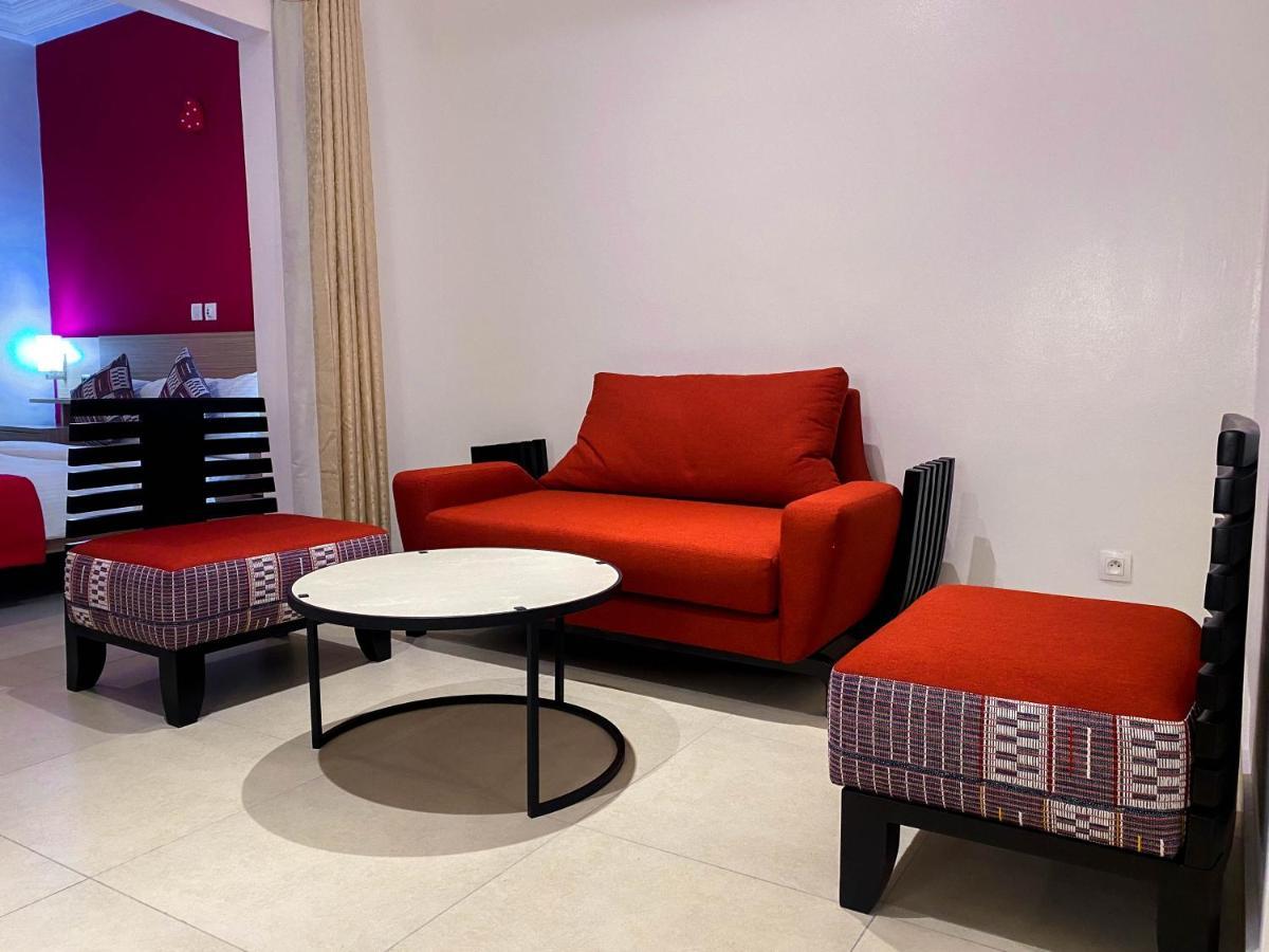 Robert'S Hotel Abidjan Ngoại thất bức ảnh