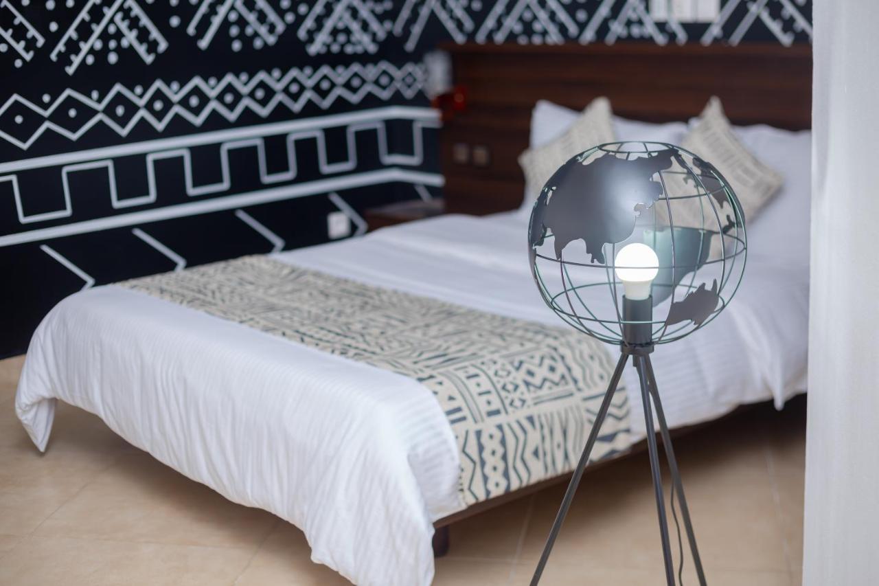 Robert'S Hotel Abidjan Ngoại thất bức ảnh
