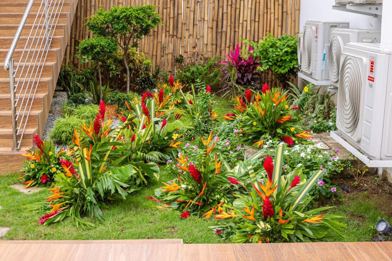 Robert'S Hotel Abidjan Ngoại thất bức ảnh