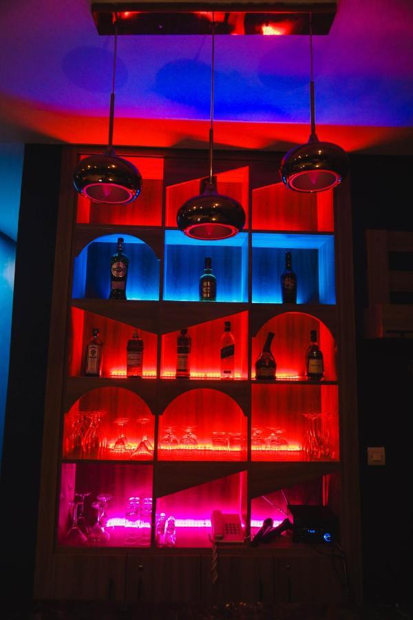 Robert'S Hotel Abidjan Ngoại thất bức ảnh