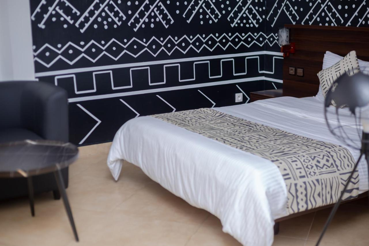 Robert'S Hotel Abidjan Ngoại thất bức ảnh