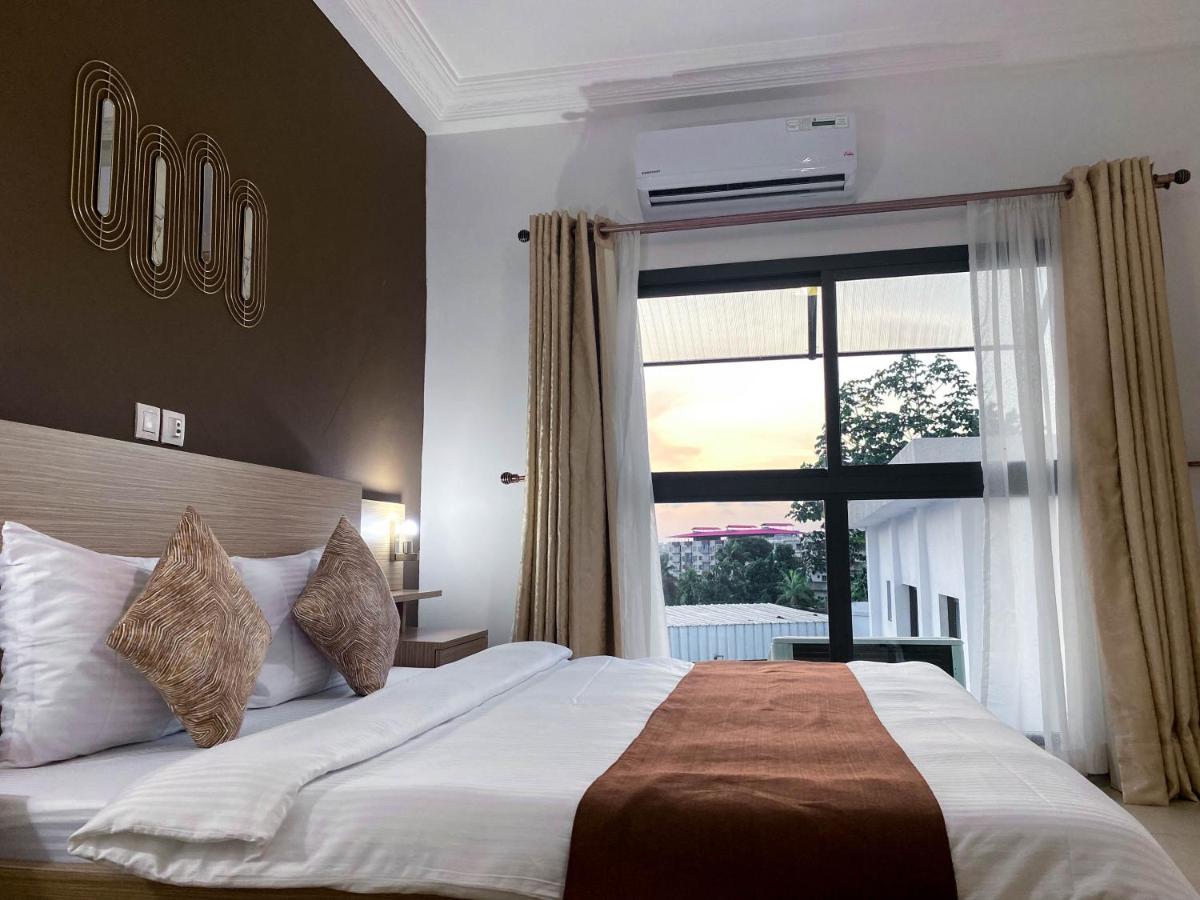 Robert'S Hotel Abidjan Ngoại thất bức ảnh